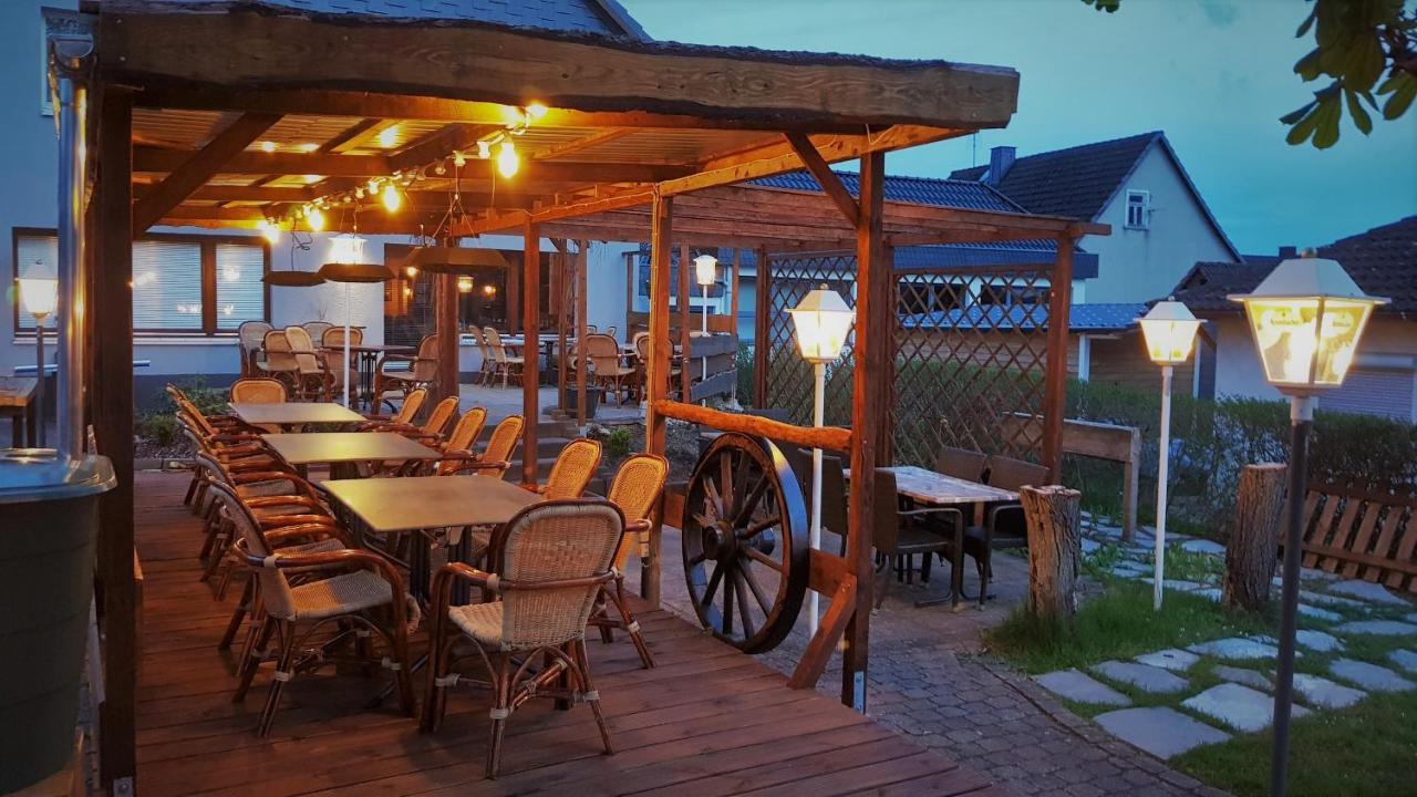 Roastineer Hotel Battenberg  Экстерьер фото