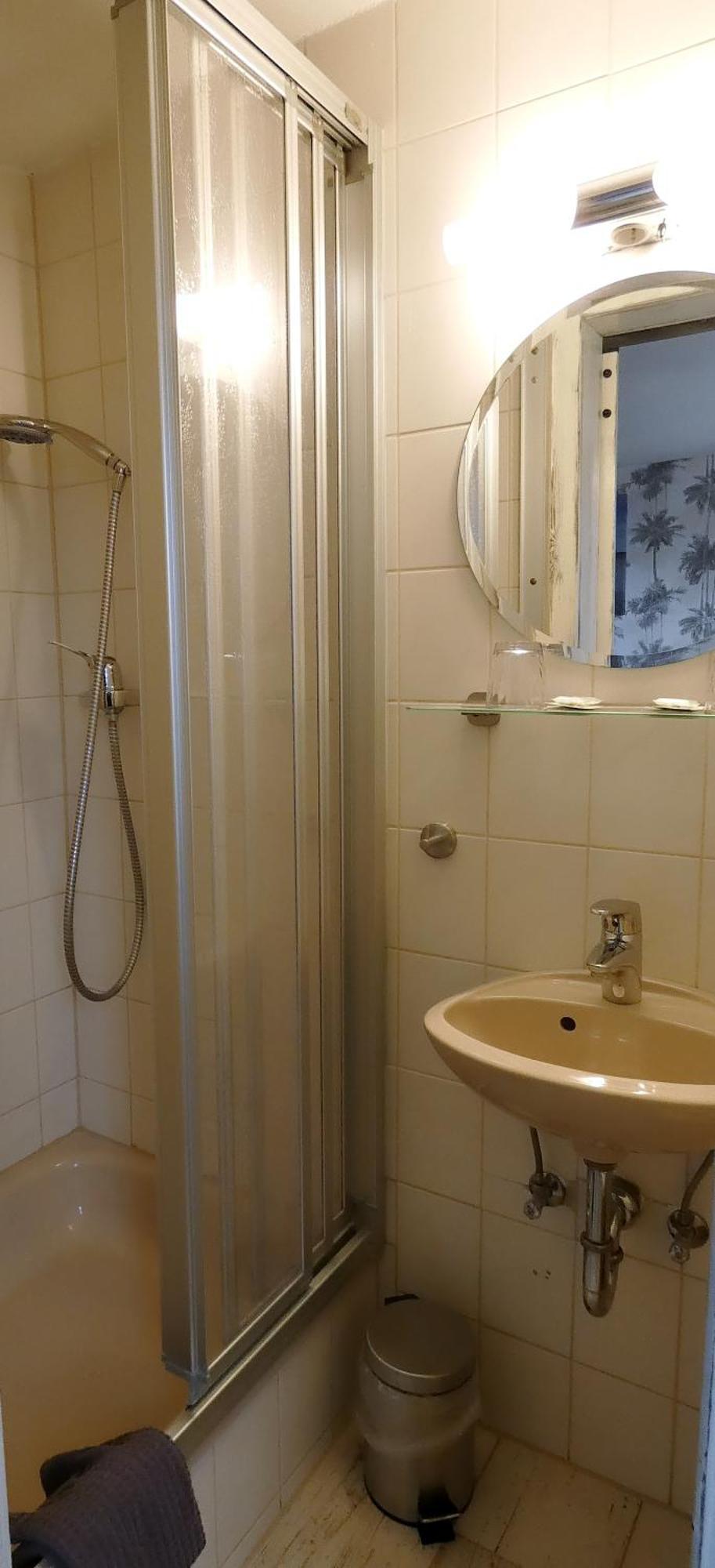 Roastineer Hotel Battenberg  Экстерьер фото
