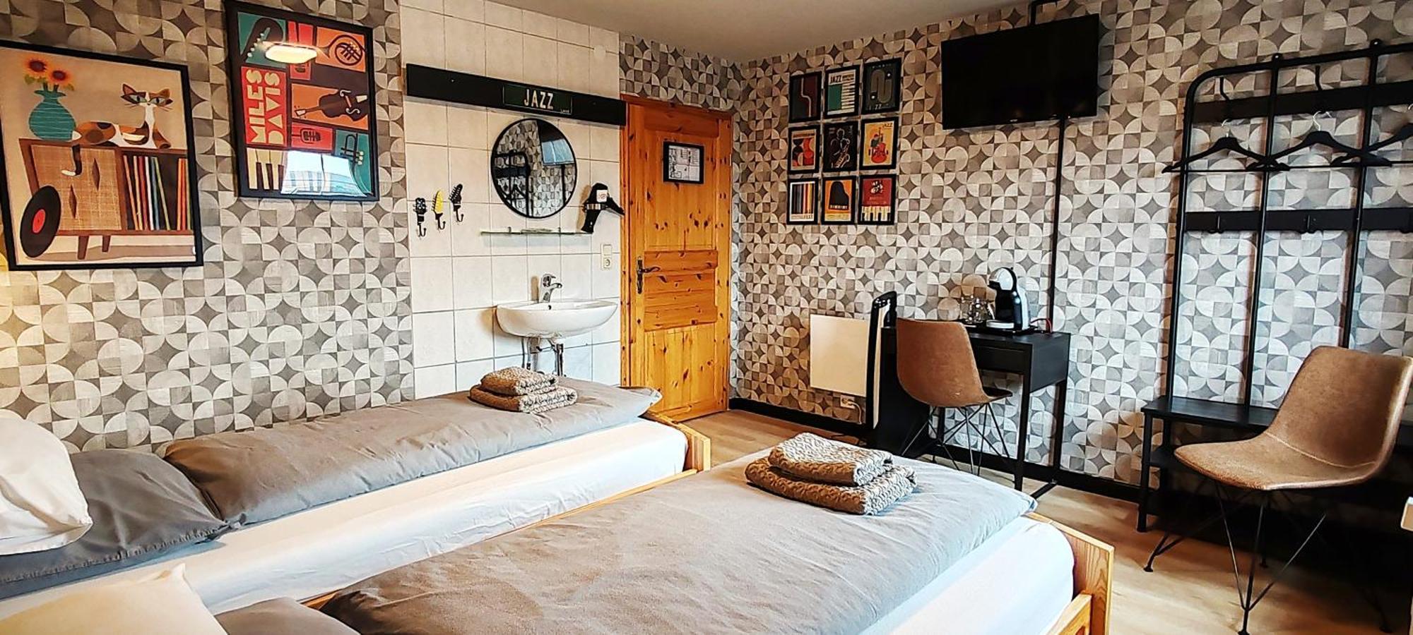 Roastineer Hotel Battenberg  Экстерьер фото